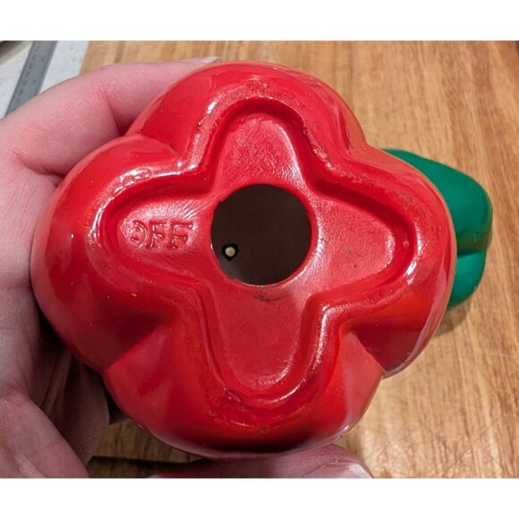 Fitz & Floyd Ceramic Bell Pepper Salt and Pepper Shaker Set - Picture 6 of 11